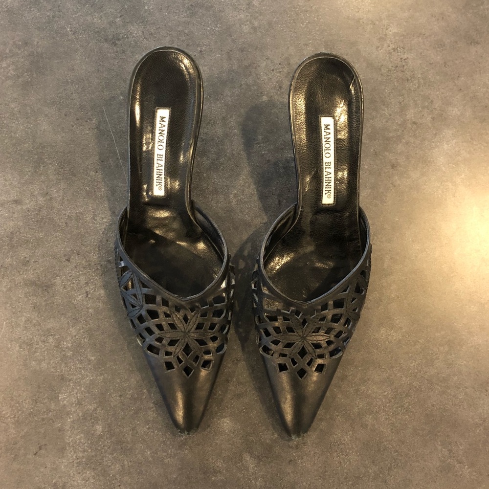Manolo Blahnik - Kitten Heel - Black Mules - 38
